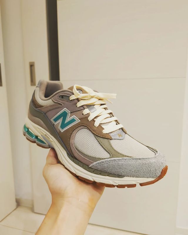 New Balance M2002RAM BEIGE 22FW-S