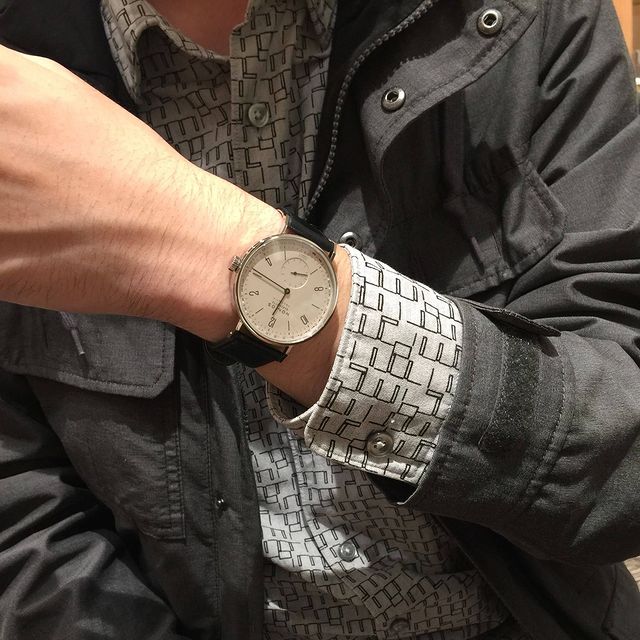 ドレスウォッチとは 結婚式など冠婚葬祭におすすめのメンズ高級腕時計 宝石広場 腕時計 ジュエリーのブランド販売 通販