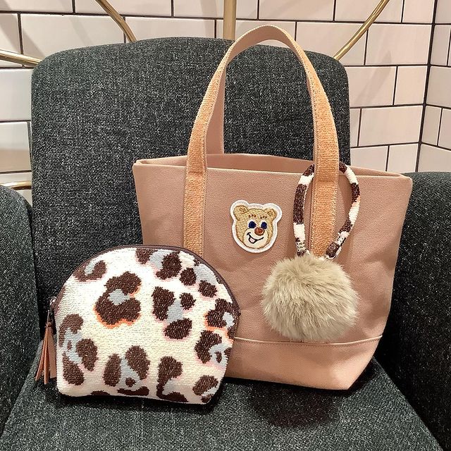 ☆新品☆オールドテディガール(小)ワッペントートbag ラブラリーバイ