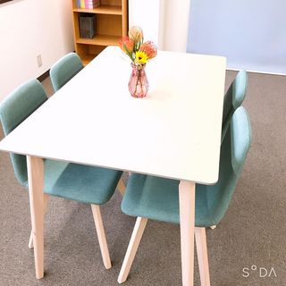 北欧風4人掛けダイニングテーブルセット ファブリックチェア（グレー