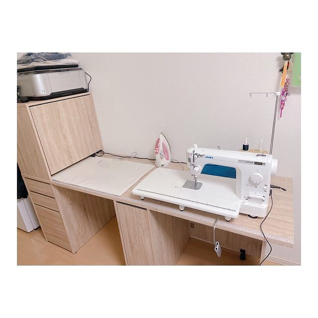 BROTHERミシン台の脚 デスク 有り難かっ 