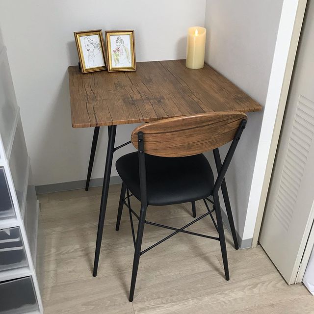 即完売品】マネー スツール テーブル 甲高い 