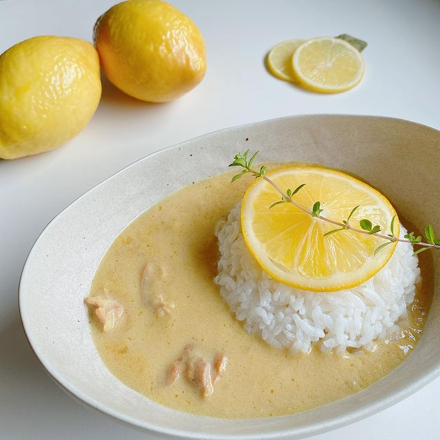 レモンクリームチキンカレー|レトルトカレー・スープの通販｜公式NISHIKIYA KITCHEN