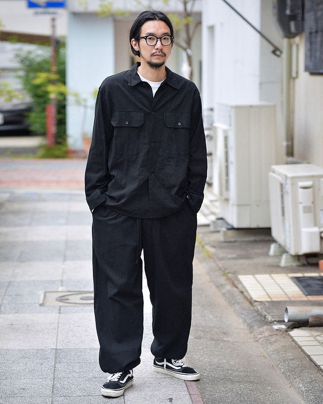 COMOLI / 空紡オックスドローストリングパンツ 22SS odmalihnogu.org