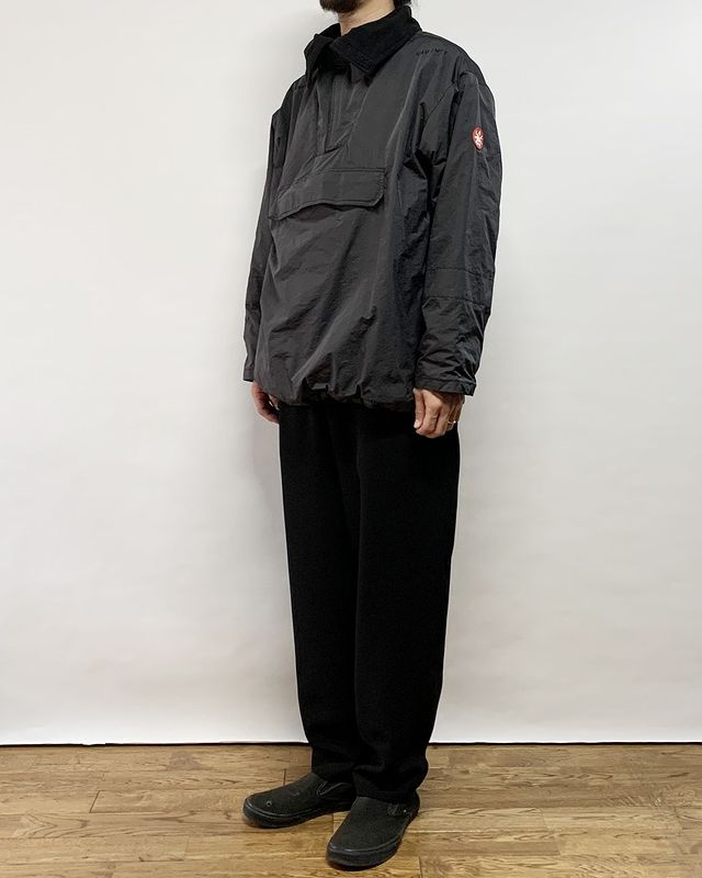 C.E 21AW SELF SEALED PULLOVER JACKET 黒 L www.bimakab.go.id