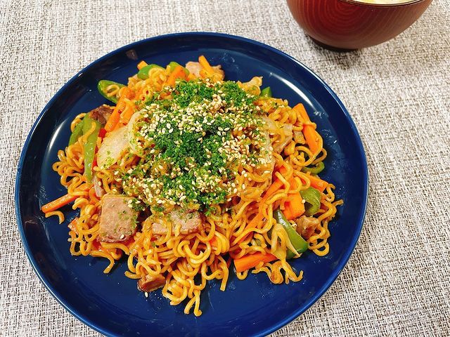 ホンコンやきそば（30食入り）: 麺｜エスビー食品公式通販 お届けサイト