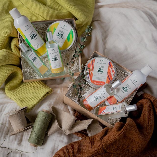 ワイルド ジャスミン ボディクリーム| THE BODY SHOP(ザボディ ...