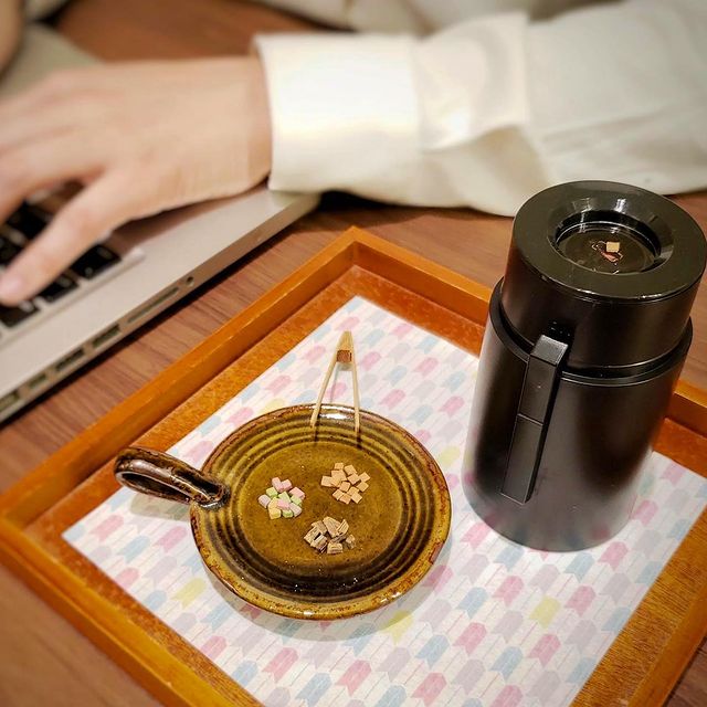 ウェブショップ香木 沈香 こづつ用 1g: 香りとともに【公式】お香の