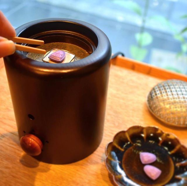 ウェブショップひとたき香炉 こづつ SARA 黒: 香りとともに【公式】お