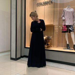 リムアーク Symbol embroidery dress | www.ibnuumar.sch.id