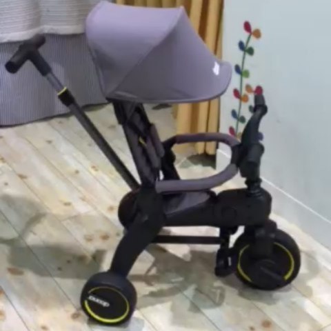 折り畳み式三輪車 LIKI trikeリキトライク/ファイヤーレッド ...