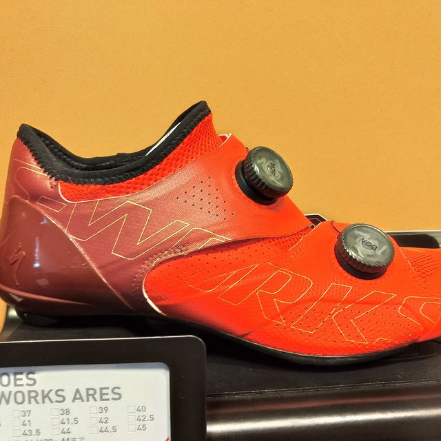S-WORKS ARES ROAD SHOES WHT 41(41 (26cm) ホワイト): シューズ 