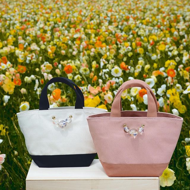 Anever 花の一瞬を永遠に閉じ込めたブランド ファッション通販サイト オンワード クローゼット Anever 花の一瞬を永遠に閉じ込めたブランド ファッション通販サイト オンワード クローゼット