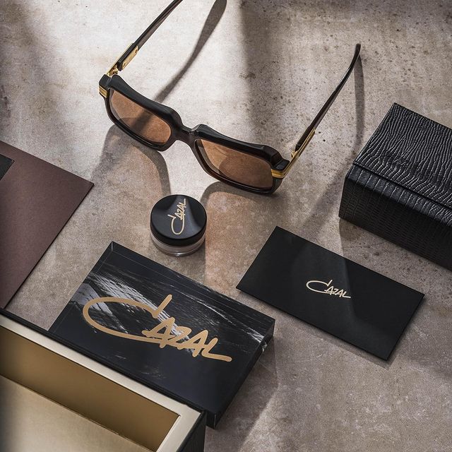 CAZAL Eyewear(カザール)|エイトオプティク公式通販サイト