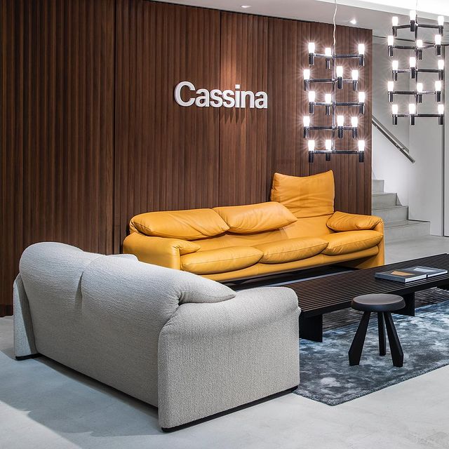Cassina（カッシーナ）675-3P MARALUNGAマラルンガソファ 3人掛 