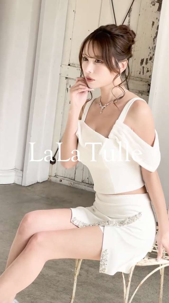 Photo by official