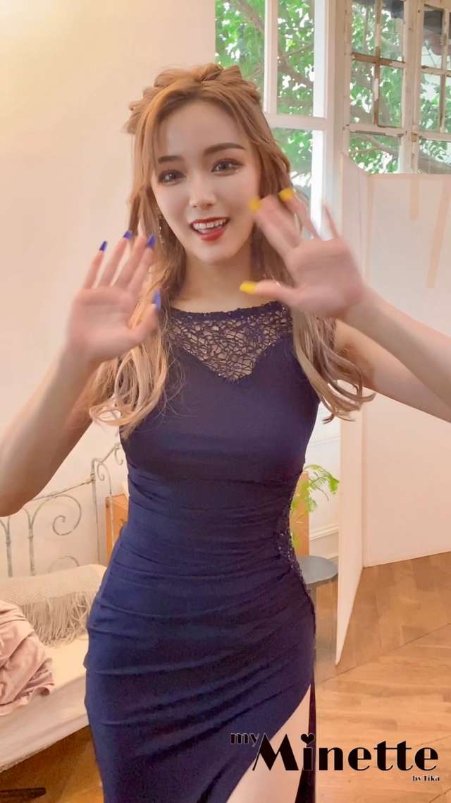 Photo by official