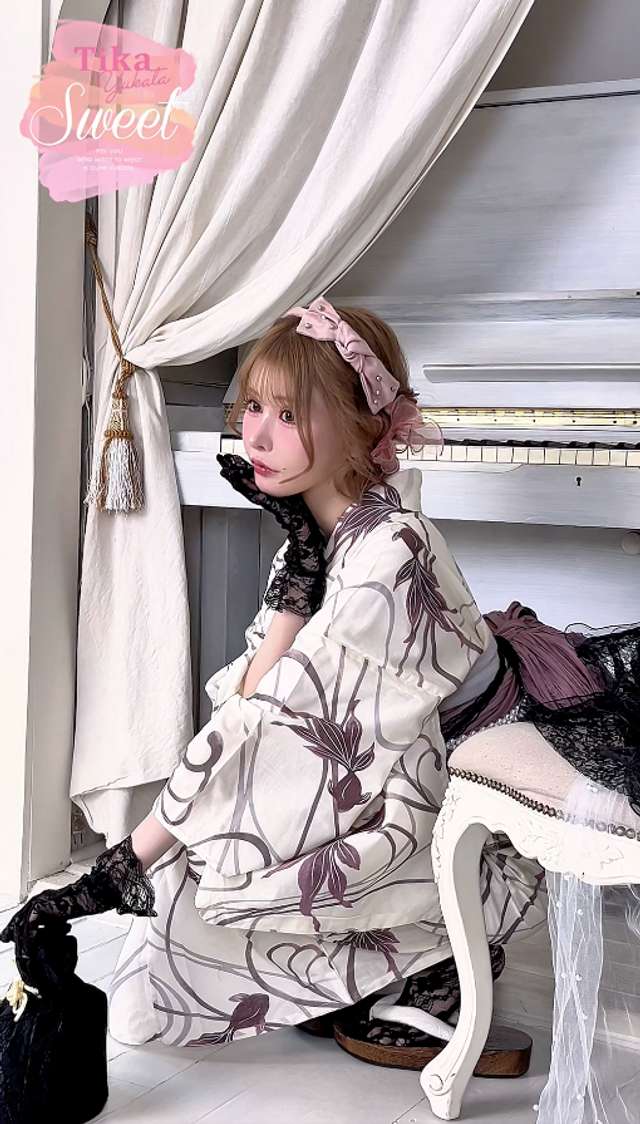 Photo by official