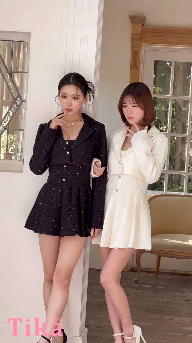 Photo by official
