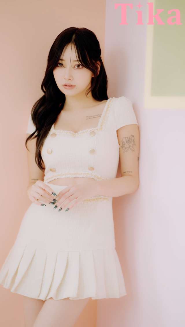 Photo by official