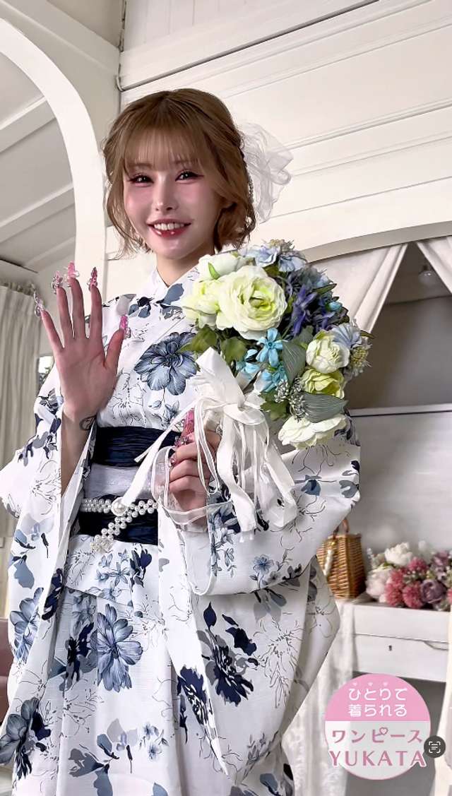 Photo by official
