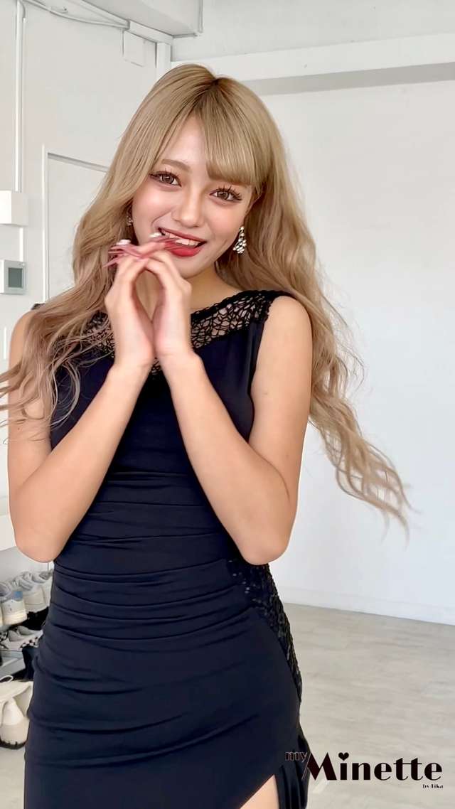 Photo by official