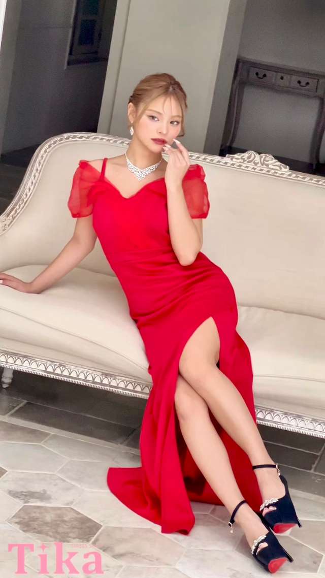 Photo by official