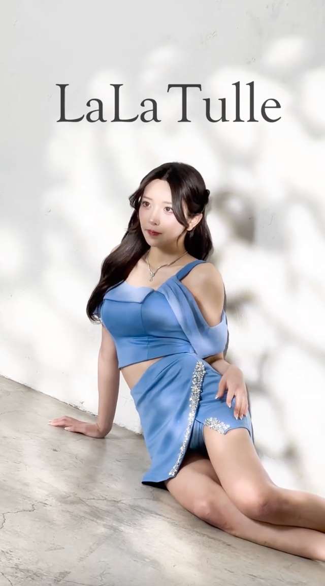 Photo by official