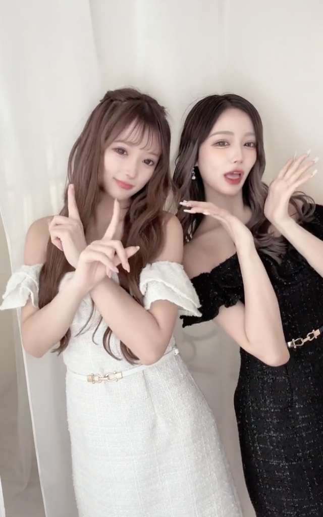 Photo by official