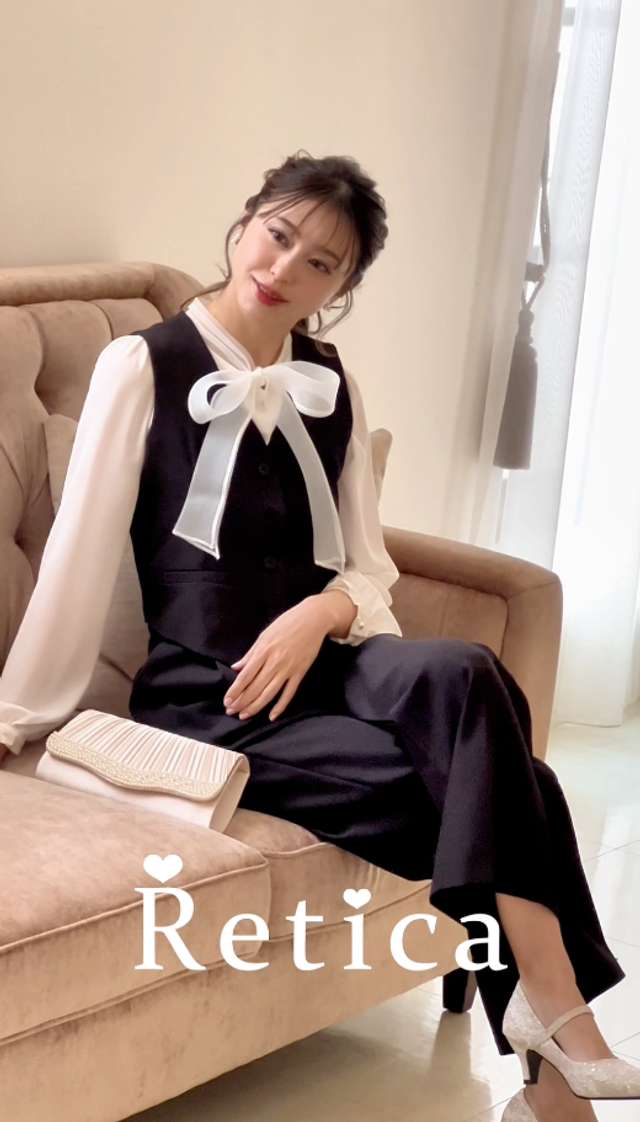 Photo by official